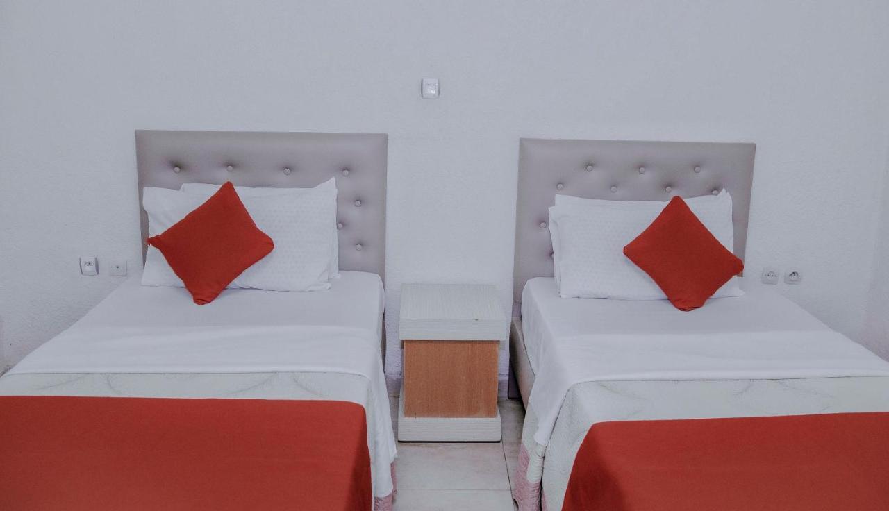 Martin Aviator Hotel Kigali Exterior foto