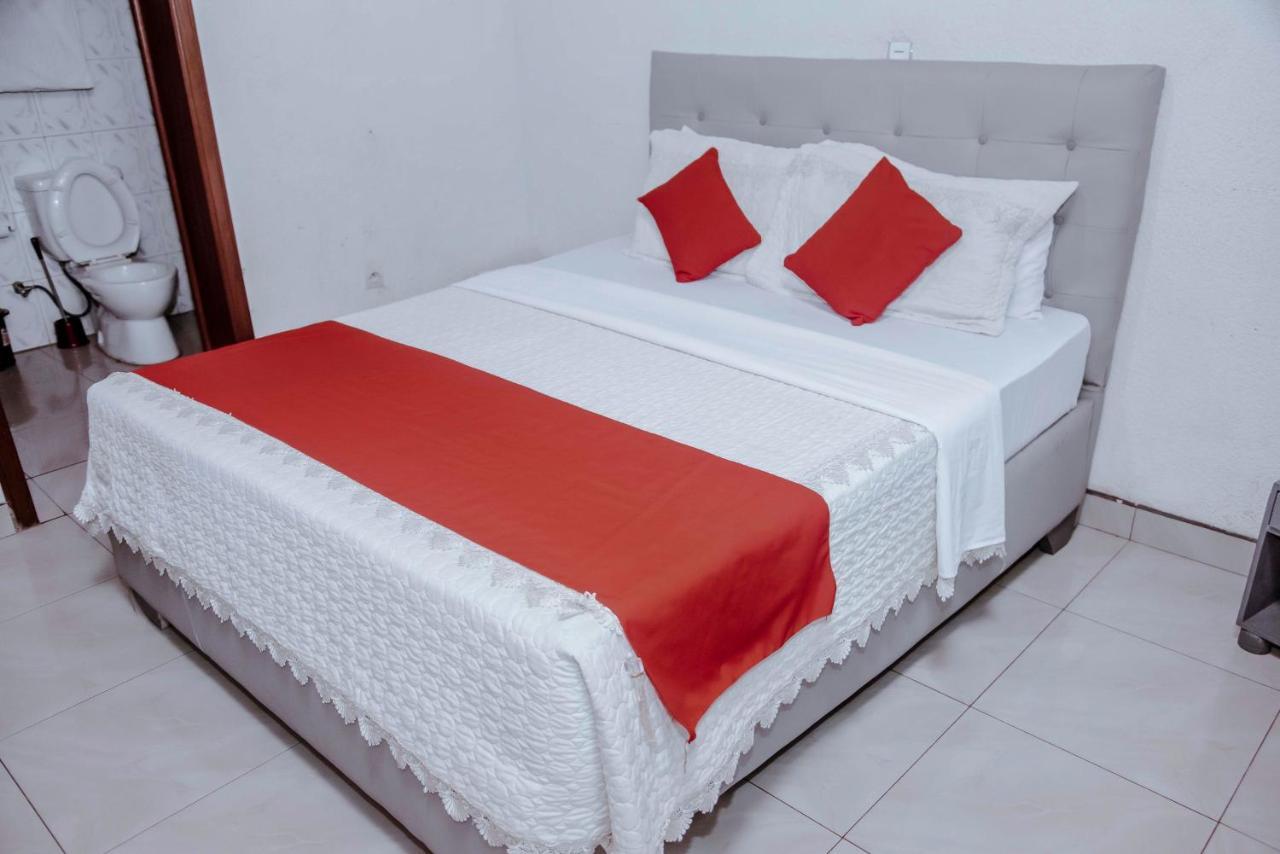 Martin Aviator Hotel Kigali Exterior foto