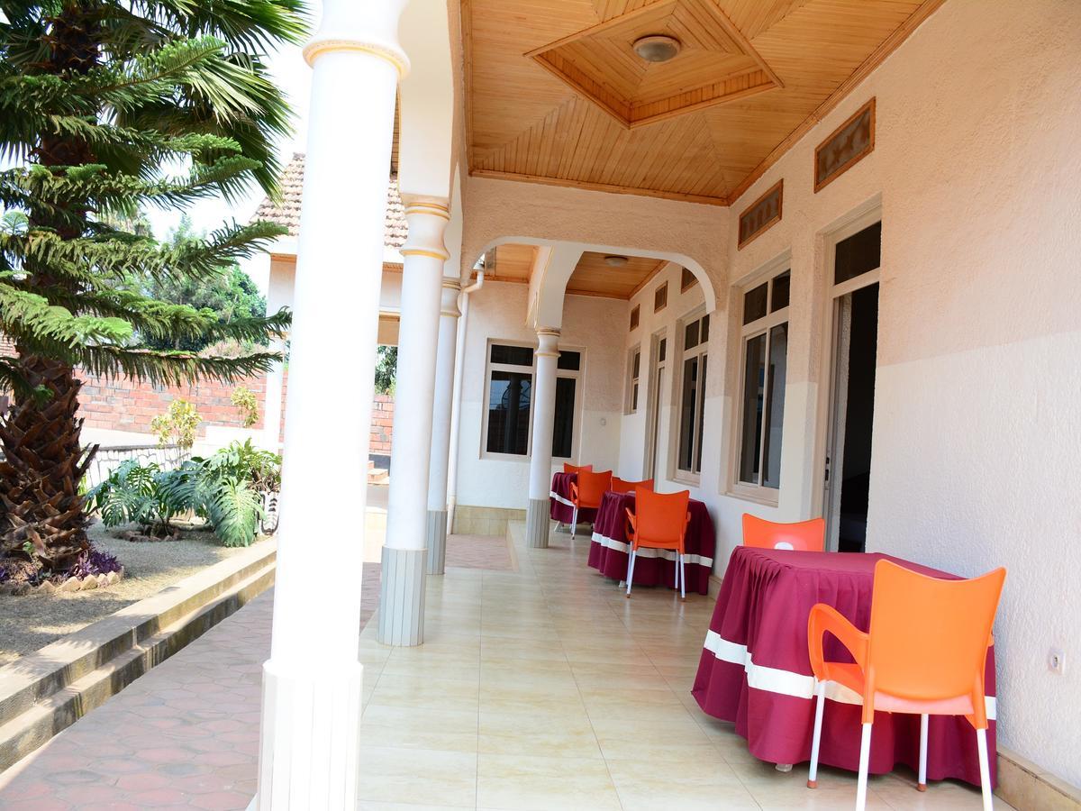 Martin Aviator Hotel Kigali Exterior foto