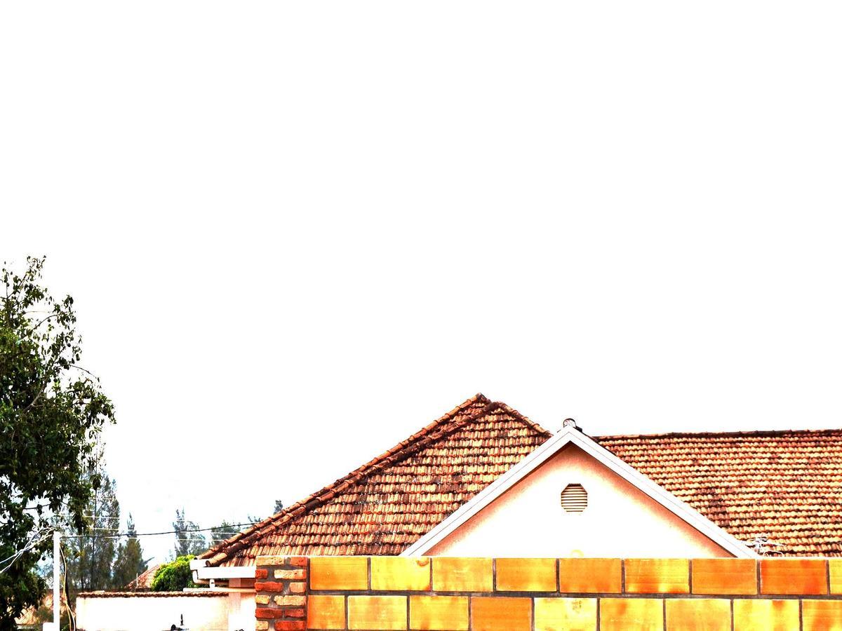 Martin Aviator Hotel Kigali Exterior foto